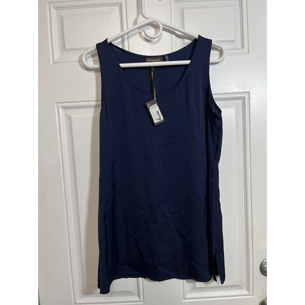Repeat Cashmere Navy Silk Shirt Sleeveless Tank Top NWT Size 40 Medium Luxury